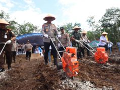 Kapolda Kalteng Tanam Jagung Kuartal III di Pulang Pisau Wujud Dukung Ketahanan Pangan Nasional