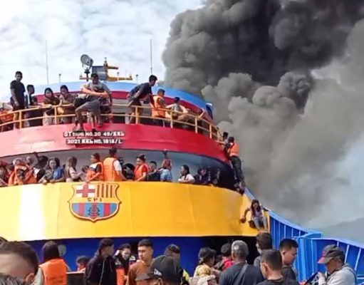 KM Barcelona 5 Terbakar di Depan Pulau Talise, 568 Penumpang Selamat
