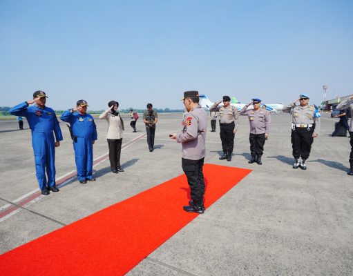 Tinjau Kebakaran Hutan dan Lahan Kapolri Bertolak ke Riau
