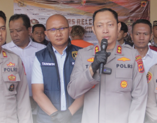 Kapolres Sumedang Ungkap Kasus Penganiayaan di Depan PT. Kahatex