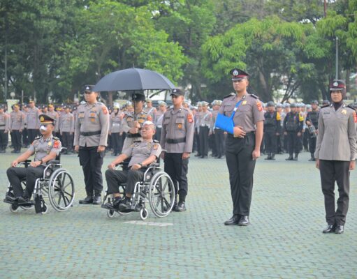 Atas Dedikasi dan Pengorbanannya Empat Polisi Polda Jabar Naik Pangkat Luar Biasa