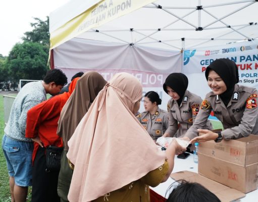 Polri Gelar Gerakan Pangan Murah di Jakarta Timur