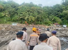Bantu Pencarian Korban Bencana Alam di NTT, Polri Turunkan Tim K9 SAR Ditpolsatwa Baharkam Polri