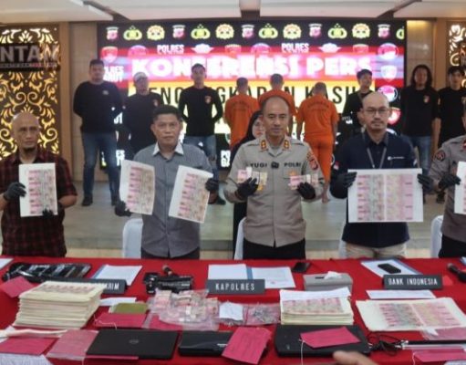 Peredaran 1.223 Lembar Uang Palsu Pecahan 100 Ribu Digagalkan Polres Garut