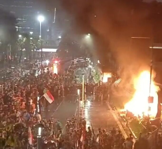 ee139a1d-c950-49e7-a169-99bdf149bb0e_27873