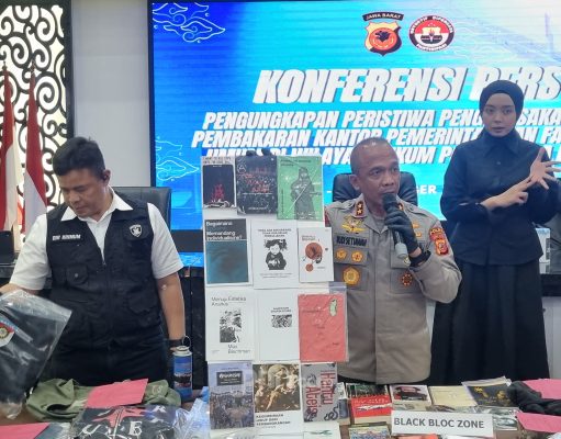 Polda Jabar Sita Puluhan Buku Anarkistis dari Tangan Perusuh, Ungkap Peran Tersangka