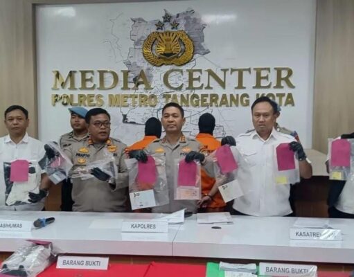 Gasak Rp4,5 Miliar, Polisi Bekuk WNA Asal Tiongkok di Tangerang
