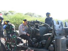 Wakapolda NTT Ikuti Latihan Menembak Senjata Berat Bersama Yonarhanud 19/AWJ