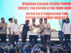 Ajak Dukung Kebijakan Pemerintah, Kapolri Hadiri Apel Akbar Kebangsaan Buruh