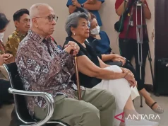 Sidang Perdana Praperadilan Nadiem Makarim di PN Jaksel dihadiri Keluarganya