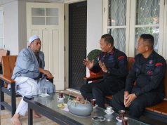 Brimob Polda Metro Jaya Jalin Silaturahmi ke Kediaman Habib Ali Kwitang