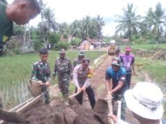 Polsek Lakbok dan TNI Bersinergi dalam TMMD di Desa Sukamulya Ciamis
