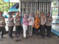 Distribusi Perdana Makanan Bergizi SPPG Polri Digelar di Kelapa Gading