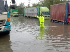 Banjir Masih Rendam Kaligawe Semarang, Ini Rute Aman Pengalihan Arus