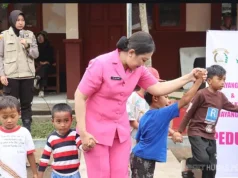 Trauma Healing untuk Anak – anak di Pengungsian Dampak Erupsi Gunung Semeru