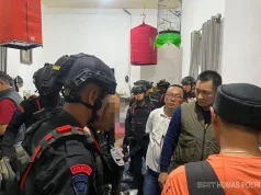 Sejumlah Personel Ditembaki Saat Gerebek Pengedar Psikotropika di Pekalongan