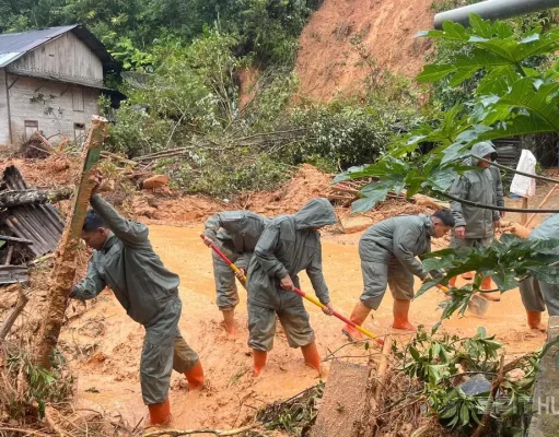Berita dan Gambar: Polda Sumut 1.030 Personel Tangani 221 Bencana di Sumatera Utara