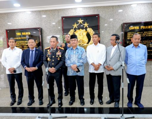 Rapat Perdana Komisi Percepatan Reformasi: Polri Terbuka dan Terima Evaluasi