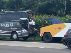 Lalin Macet Gara-gara Kecelakaan Libatkan Bus dan Truk di Tol Jagorawi Arah Bogor