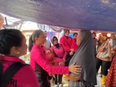 Ketum Bhayangkari Beri Bantuan di Pengungsian Aceh Tamiang, Hibur dan Kuatkan Korban