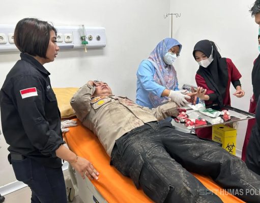 Saat Bantu Evakuasi Kebakaran di Gedung Terra Drone Kapolsek Kemayoran Alami Luka