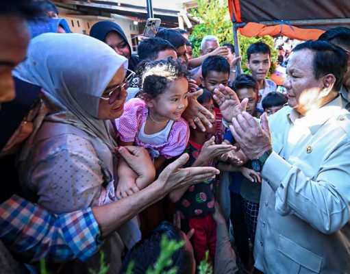 Kunjungan Presiden di Posko Pengungsian Padang Pariaman Ramai Disambut Warga Masyarakat