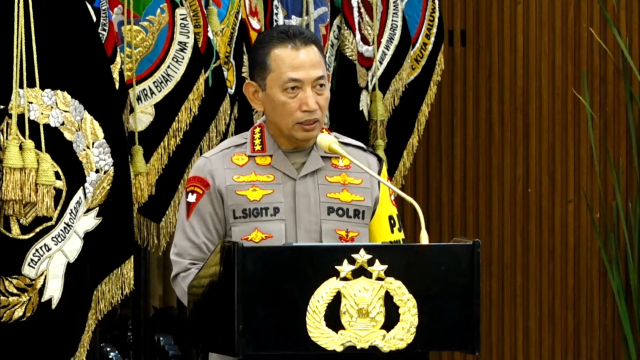 KAPOLRIRILISAKHIRTAHUN_923738