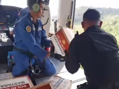 Dengan Airdrop Polri Lanjutkan Distribusi Bantuan Bencana ke Taput dan Tapteng