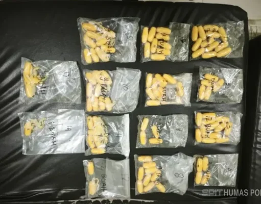 Pasutri Asal Pakistan Telan 162 Kapsul Ketika Digagalkan Penyelundupan Sabu di Bandara Soetta