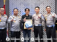 Kakorlantas Polri Beri Penghargaan Sopir Truk Lakukan Aksi Heroik di Tol Japek Km 21