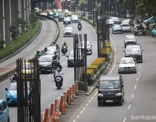 Pramono Pastikan Tak Ada Penutupan Jalan dalam Pembongkaran Tiang Monorel