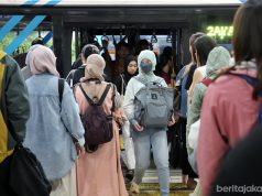 Akibat Hujan, Sejumlah Layanan Alami Keterlambatan