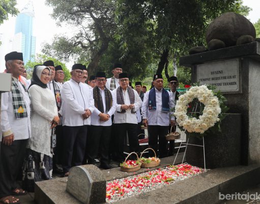 Gubernur Pramono Komitmen Lanjutkan Perjuangan MH Thamrin Prioritaskan Rakyat Kecil
