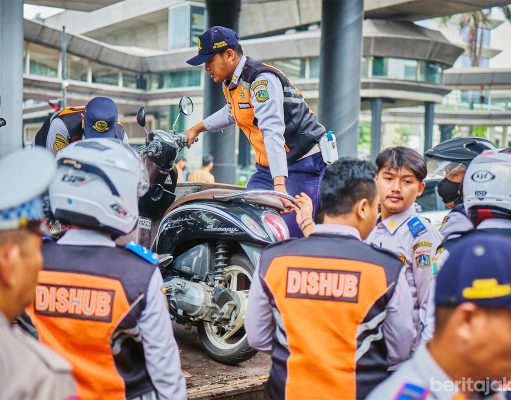 Sudinhub Jaksel Tindak 792 Kendaraan Parkir Liar di Tahun 2025