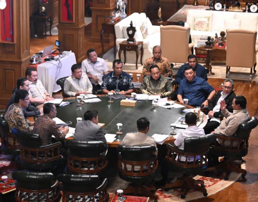 Usai Lawatan Luar Negeri, Presiden Prabowo Kumpulkan Menteri, Pastikan Program Strategis Nasional Berjalan Tepat Sasaran