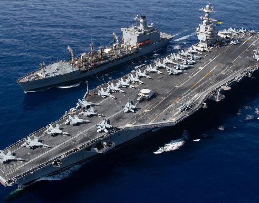 Trump Ancam Teheran Agar Kemeja Perundingan, Armada Besar AS Siap Beraksi