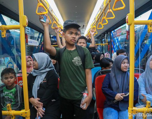 Transjakarta Fasilitasi Warga Berwisata Tarif Rp 1