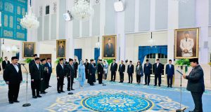 Presiden Prabowo Saksikan Pengucapan Sumpah Adies Kadir sebagai Hakim Konstitusi