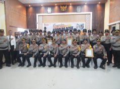 Kapolda Aceh Beri Penghargaan kepada Danyon Taruna Akpol dan Taruna Akpol atas Dedikasi Kemanusiaan di Aceh Tamiang