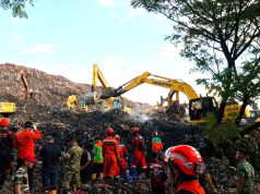 Gunungan Sampah Longsor di TPST Bantargebang, Tiga Orang Meninggal Dunia