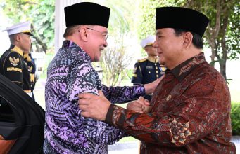 Hangatnya Silaturahmi Lebaran hingga Bahasan Geopolitik Warnai Pertemuan Presiden Prabowo dan PM Anwar