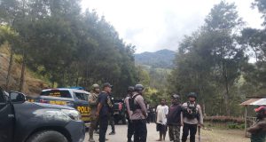 Satgas Damai Cartenz dan Polres Lanny Jaya Patroli Sambangi Warga, Jamin Rasa Aman Masyarakat