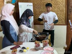 Jelang Lebaran Bawa Cuan Pelaku Usaha Kue Rumahan di Kepulauan Seribu