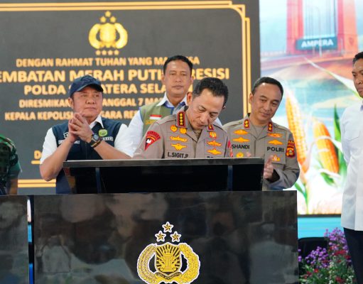 Permudah Akses Warga Kapolri Resmikan 57 Jembatan Merah Putih di Sumsel