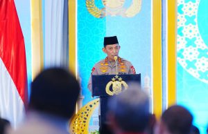 Kapolri Kenang Sosok Wapres ke-6 Try Sutrisno yang Penuh Jasa