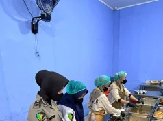 MBG Siswa Padang Aro Dipastikan Aman dan Bergizi