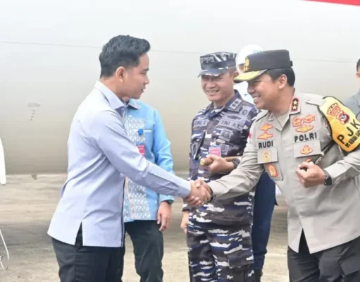 Wapres Gibran Hadiri Festival Paskah di Bundaran Tirosa disambut Irjen Rudi Darmoko