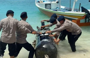 Benda Diduga Torpedo di Perairan Gili Trawangan Diamankan Gegana Brimob Polda NTB