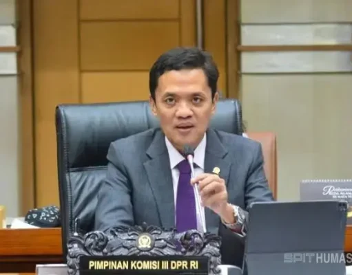 Ketua Komisi III DPR RI Apresiasi Transparansi Polri dalam Penindakan Personel