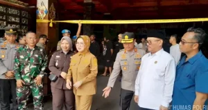 Diduga Salahgunakan Izin Etanol, Pabrik Ciu Ilegal Disegel Polisi dan Satpol PP